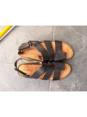Auditions Leather womens 7 black strappy comfort sandals shoes Slingback